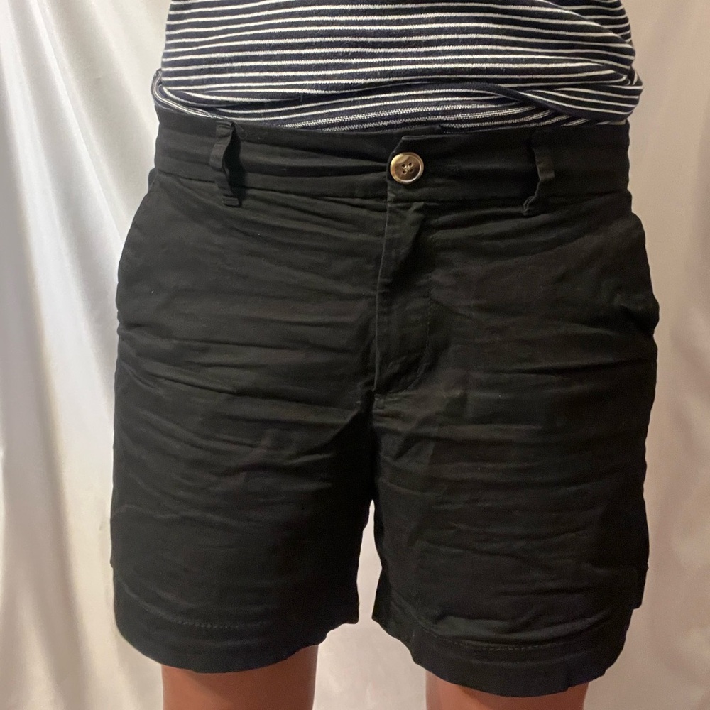 Old Navy Black Flat Front Women’s Shorts